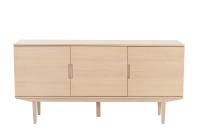 SAGENE Sideboard. 3 dörr, vitpigmenterat, en produkt av hög kvalitet till bra pris från Ulfåsa möbler