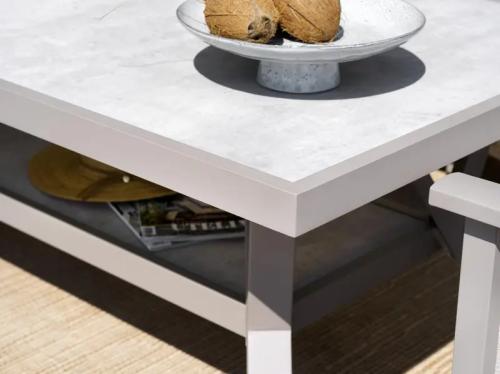 Samvaro 140x90 H65 khaki m gl, en produkt av hög kvalitet till bra pris från Ulfåsa möbler