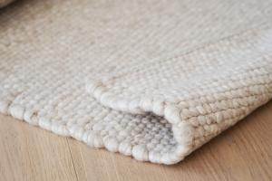Auckland matta 200x290 beige ull, en produkt av hög kvalitet till bra pris från Ulfåsa möbler