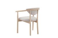 RYAN Matstol i vitoljad ek, beige boucle, en produkt av hög kvalitet till bra pris från Ulfåsa möbler