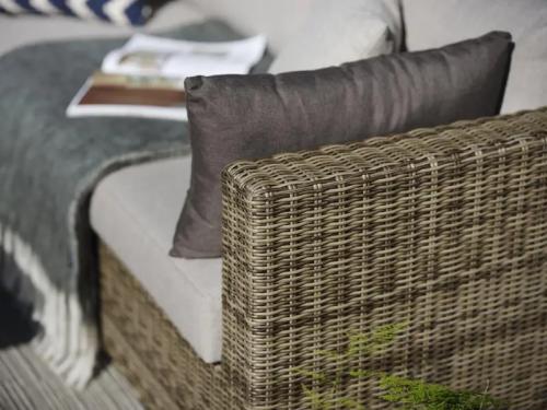 Ninja avslut Rustik/beige, en produkt av hög kvalitet till bra pris från Ulfåsa möbler