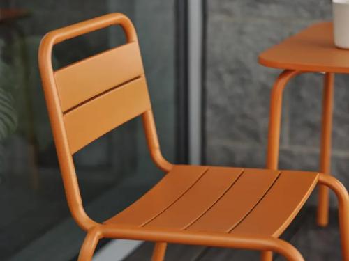 Nera barnstol Orange, en produkt av hög kvalitet till bra pris från Ulfåsa möbler