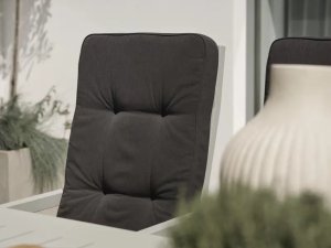 Newfort positionsstol Light Grey/Off-White, en produkt av hög kvalitet till bra pris från Ulfåsa möbler