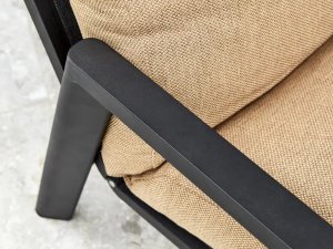 Slide positionsfåtölj Svart/Cinnamon Gold, en produkt av hög kvalitet till bra pris från Ulfåsa möbler