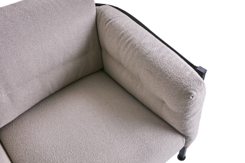 Delux 3-sitssoffa Black/Teddy Beige, en produkt av hög kvalitet till bra pris från Ulfåsa möbler