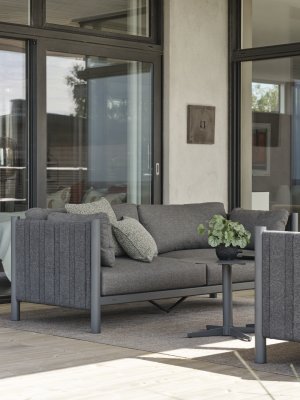 Brad 2,5-sits soffa Antracit/Charcoal Grey, en produkt av hög kvalitet till bra pris från Ulfåsa möbler
