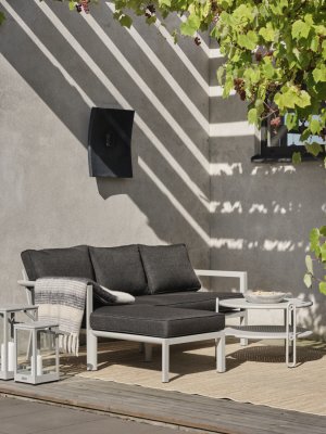 Delia divansoffa Light Grey/Nearly Black, en produkt av hög kvalitet till bra pris från Ulfåsa möbler