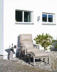 Slide fotpall Khaki/Tawny, en produkt av hög kvalitet till bra pris från Ulfåsa möbler