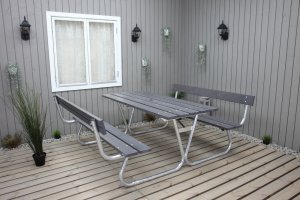 Picknickbänk inklusive ryggstöd, grå, en produkt av hög kvalitet till bra pris från Ulfåsa möbler