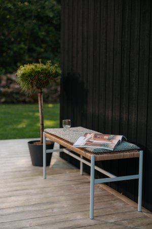 DK bänk Light Grey/Natur, en produkt av hög kvalitet till bra pris från Ulfåsa möbler