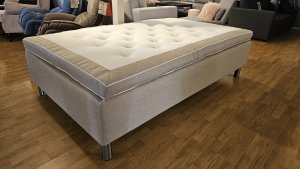 Ramsäng 120 cm, en produkt av hög kvalitet till bra pris från Ulfåsa möbler