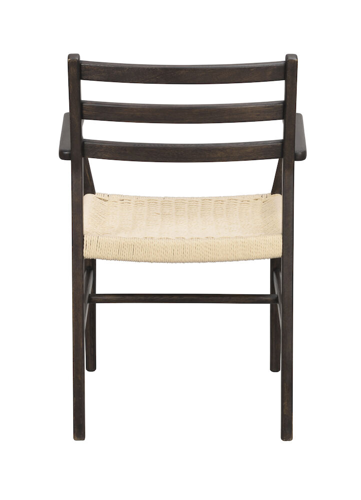 Harlan karmstol brun ek/flätad sits, en produkt av hög kvalitet till bra pris från Ulfåsa möbler