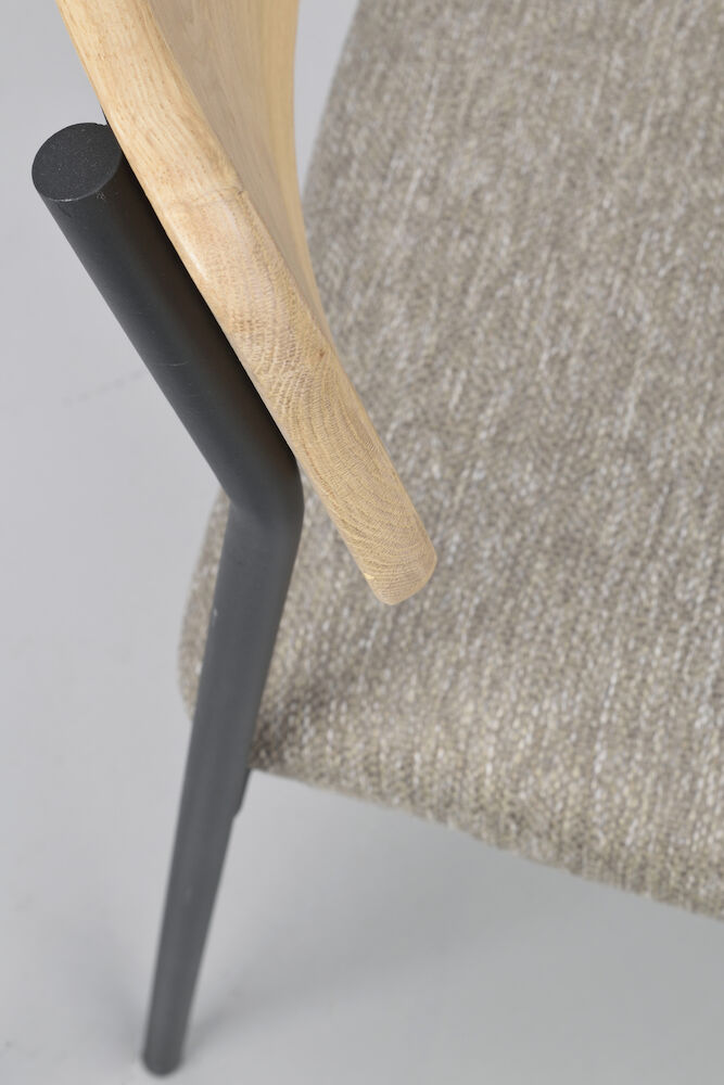 Maymont stol ekrygg/mörkbeige tyg/svart metall stapelbar, en produkt av hög kvalitet till bra pris från Ulfåsa möbler