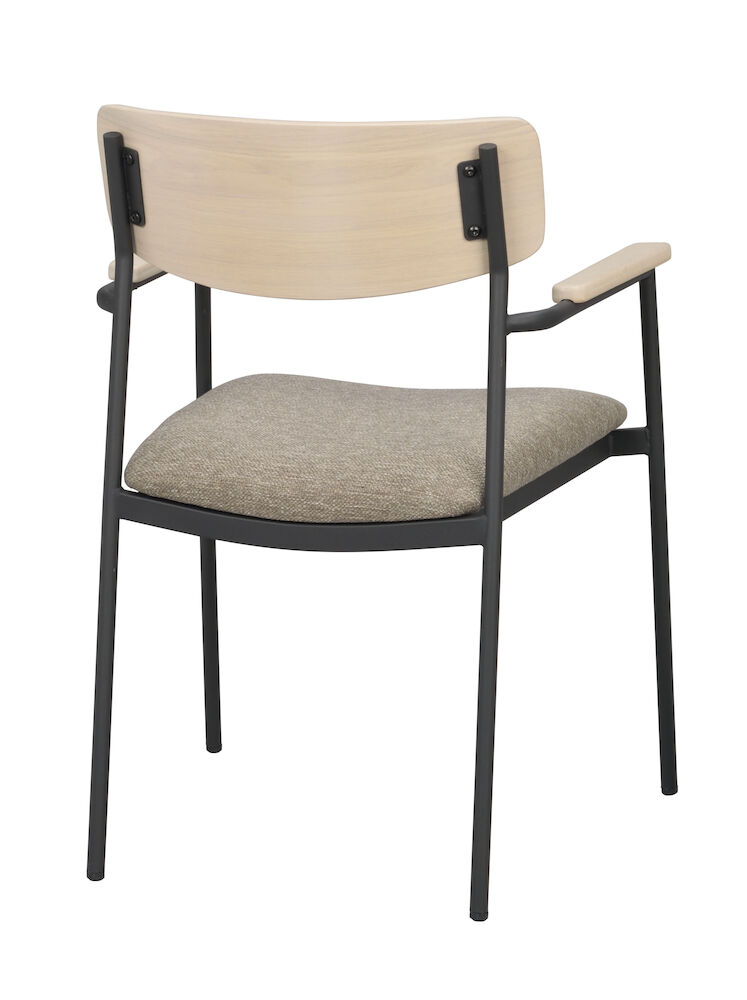 Maymont karmstol vitpig.ekrygg/mörkbeige tyg/svart metall stapelbar, en produkt av hög kvalitet till bra pris från Ulfåsa möbler