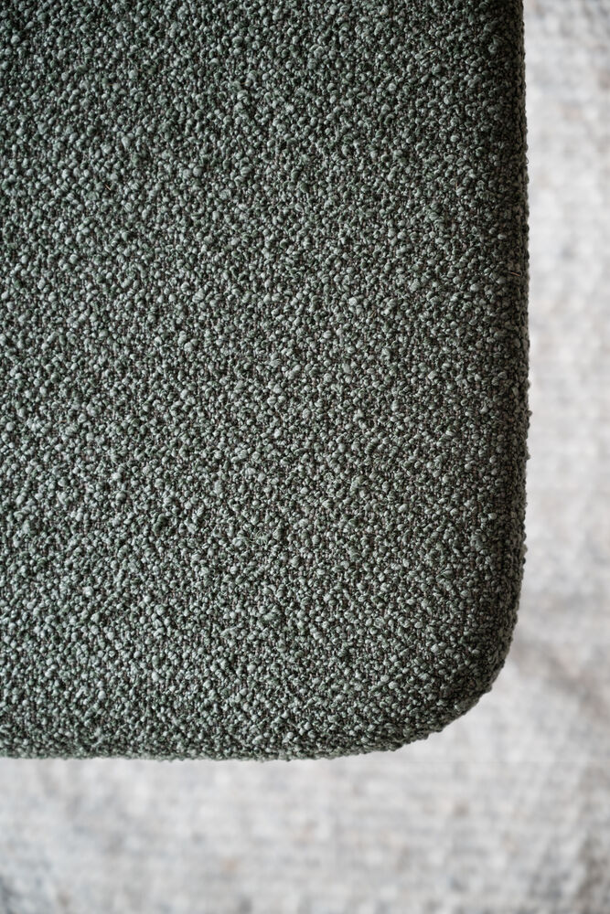 Herbster stol grönt tyg/svarta metallben, en produkt av hög kvalitet till bra pris från Ulfåsa möbler