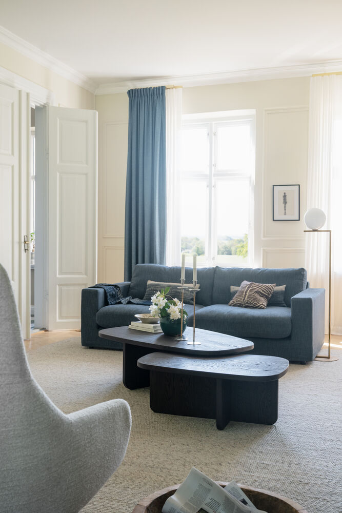 Billings soffbord 118x73 brun ek, en produkt av hög kvalitet till bra pris från Ulfåsa möbler