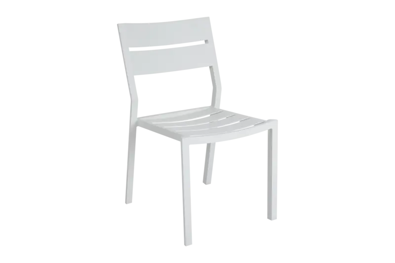 Delia matstol Vit, en produkt av hög kvalitet till bra pris från Ulfåsa möbler