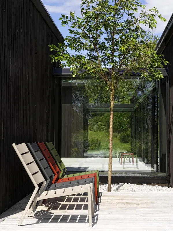 Delia loungefåtölj Antracit, en produkt av hög kvalitet till bra pris från Ulfåsa möbler