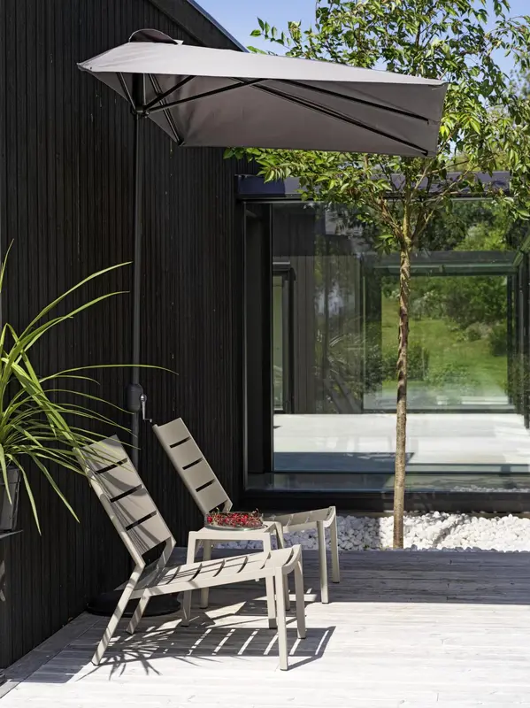 Cambre parasoll Antracit/Grå, en produkt av hög kvalitet till bra pris från Ulfåsa möbler