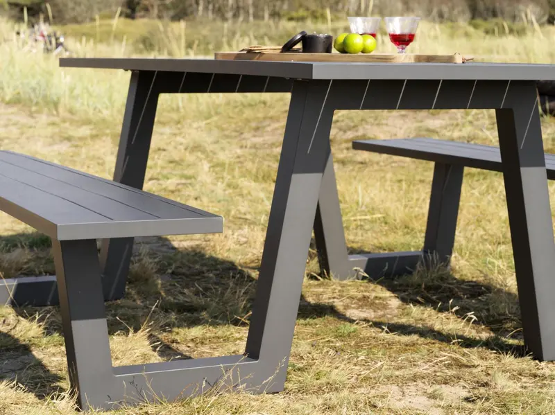 Bolid picnicset Antracit, en produkt av hög kvalitet till bra pris från Ulfåsa möbler