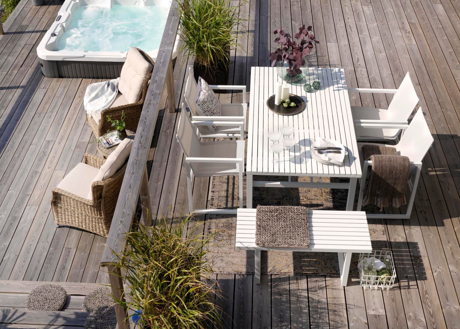 Vevi matbord Vit, en produkt av hög kvalitet till bra pris från Ulfåsa möbler