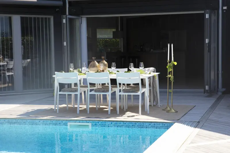 Delia matstol Vit, en produkt av hög kvalitet till bra pris från Ulfåsa möbler