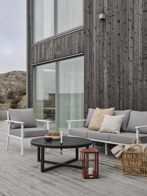 Vevi soffbord Svart, en produkt av hög kvalitet till bra pris från Ulfåsa möbler