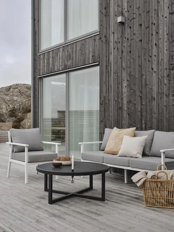 Vevi soffbord Svart, en produkt av hög kvalitet till bra pris från Ulfåsa möbler