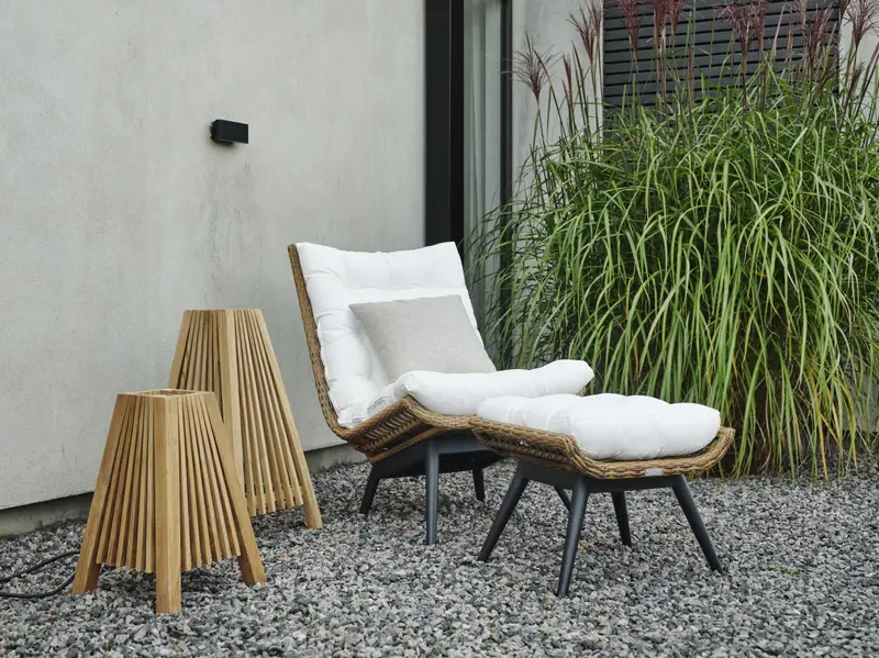 Covelo loungefåtölj Natur/vit, en produkt av hög kvalitet till bra pris från Ulfåsa möbler