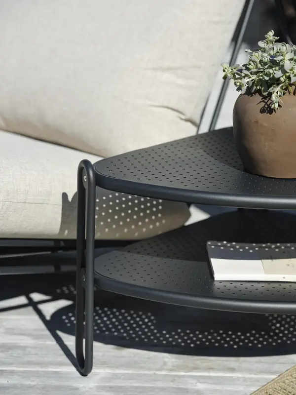 Blixt loungefåtölj Svart/Cley beige, en produkt av hög kvalitet till bra pris från Ulfåsa möbler