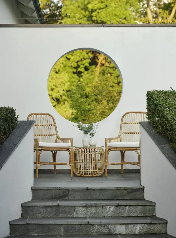 Vallda matstol Natur/vit, en produkt av hög kvalitet till bra pris från Ulfåsa möbler