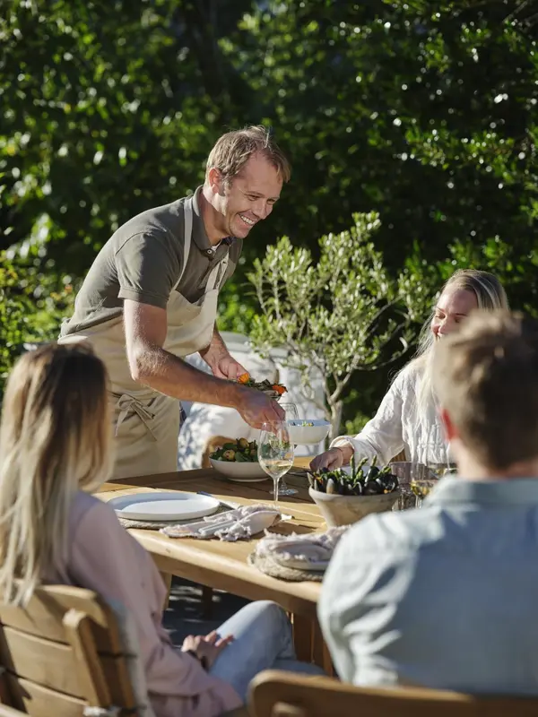 Lilja karmstol Natur, en produkt av hög kvalitet till bra pris från Ulfåsa möbler