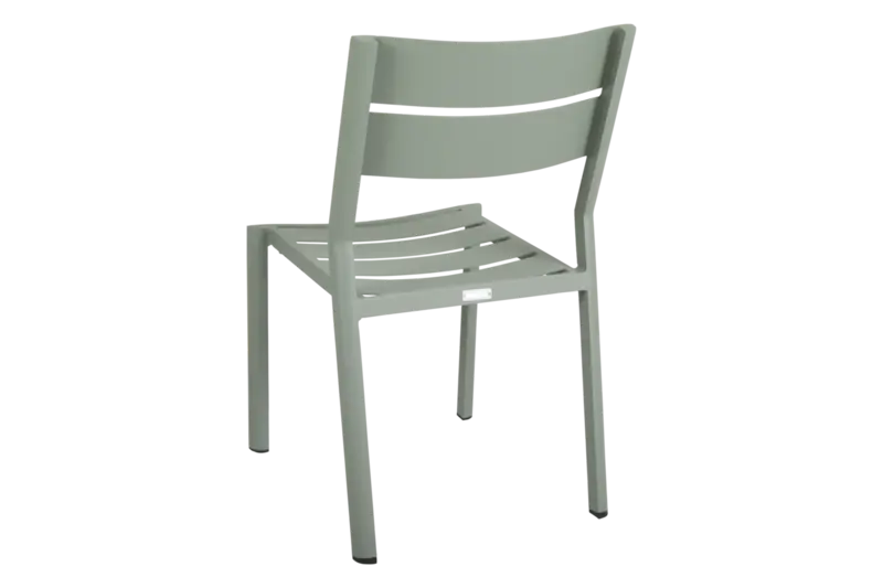 Delia matstol Dusty Green, en produkt av hög kvalitet till bra pris från Ulfåsa möbler