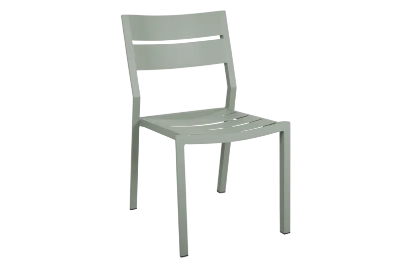 Delia matstol Dusty Green, en produkt av hög kvalitet till bra pris från Ulfåsa möbler