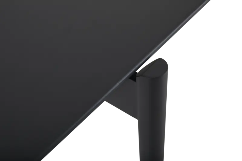 B45 matbord Antracit, en produkt av hög kvalitet till bra pris från Ulfåsa möbler