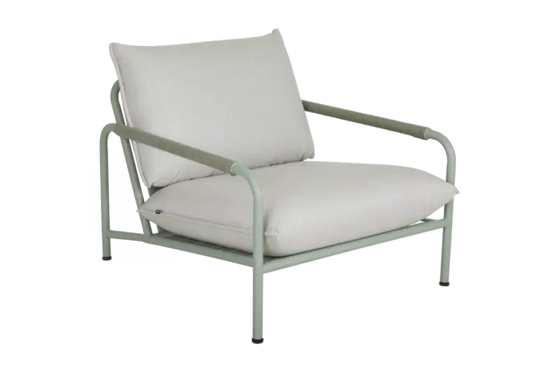 Lerberget fåtölj Dusty Green/ash, en produkt av hög kvalitet till bra pris från Ulfåsa möbler