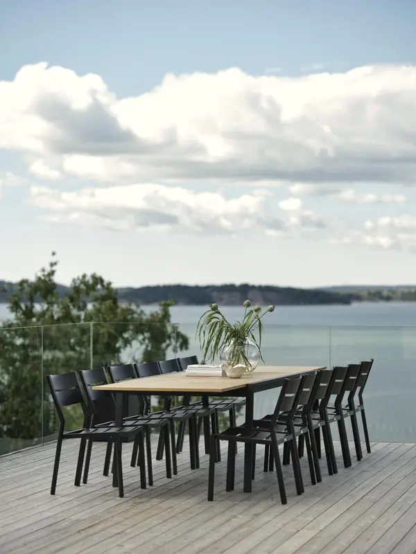 Delia matstol Svart, en produkt av hög kvalitet till bra pris från Ulfåsa möbler