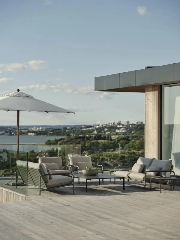 Paliano parasoll Natur/vit, en produkt av hög kvalitet till bra pris från Ulfåsa möbler