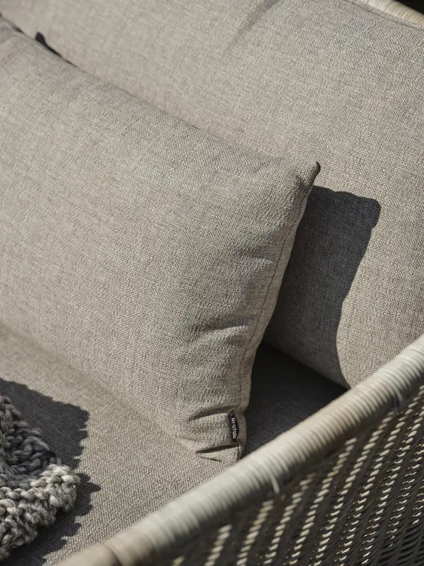 Aster 3-sitssoffa Beige/beige, en produkt av hög kvalitet till bra pris från Ulfåsa möbler