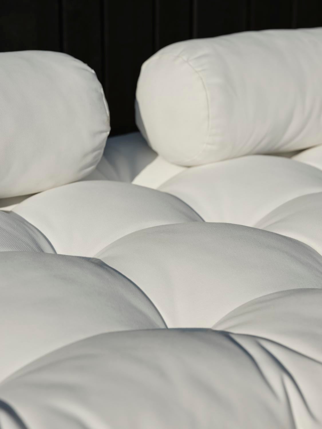 Vallda dagbädd Natur/vit, en produkt av hög kvalitet till bra pris från Ulfåsa möbler