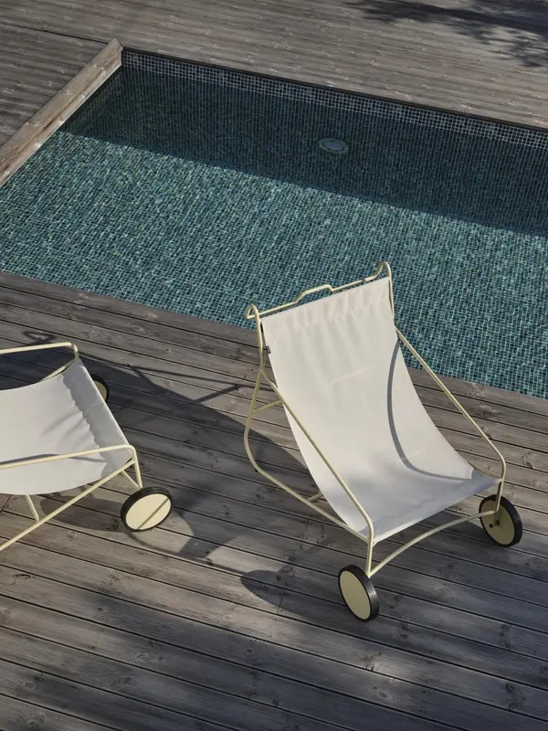 Poul Chair loungefåtölj Lemon/Off-white, en produkt av hög kvalitet till bra pris från Ulfåsa möbler