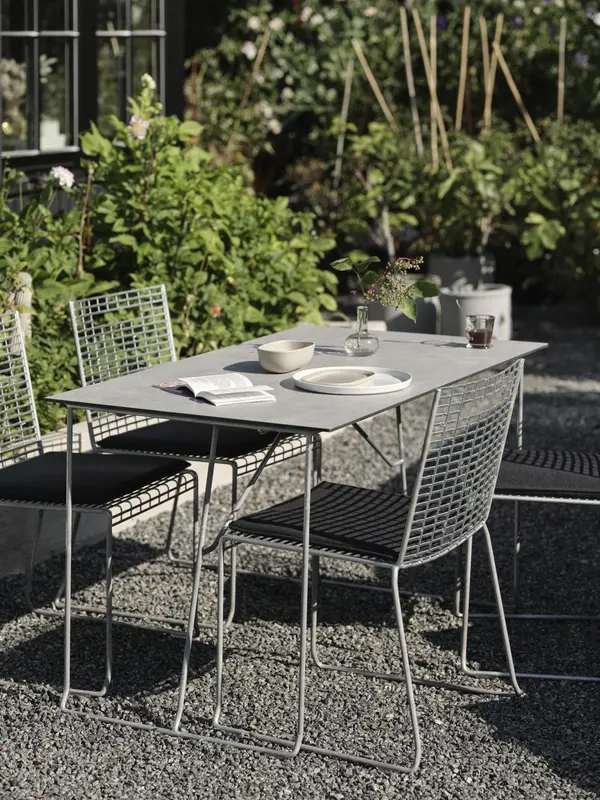 Laminat bordsskiva Beige/terrazzo, en produkt av hög kvalitet till bra pris från Ulfåsa möbler