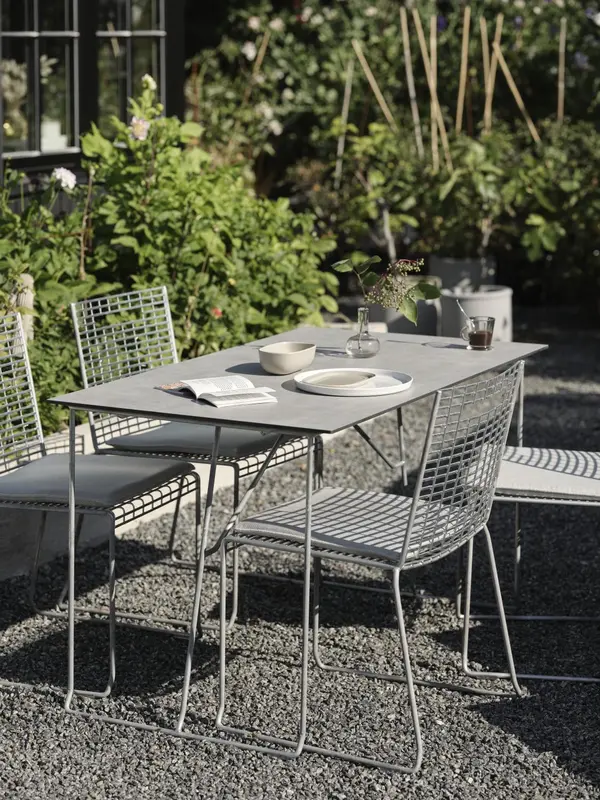 Laminat bordsskiva Beige/terrazzo, en produkt av hög kvalitet till bra pris från Ulfåsa möbler