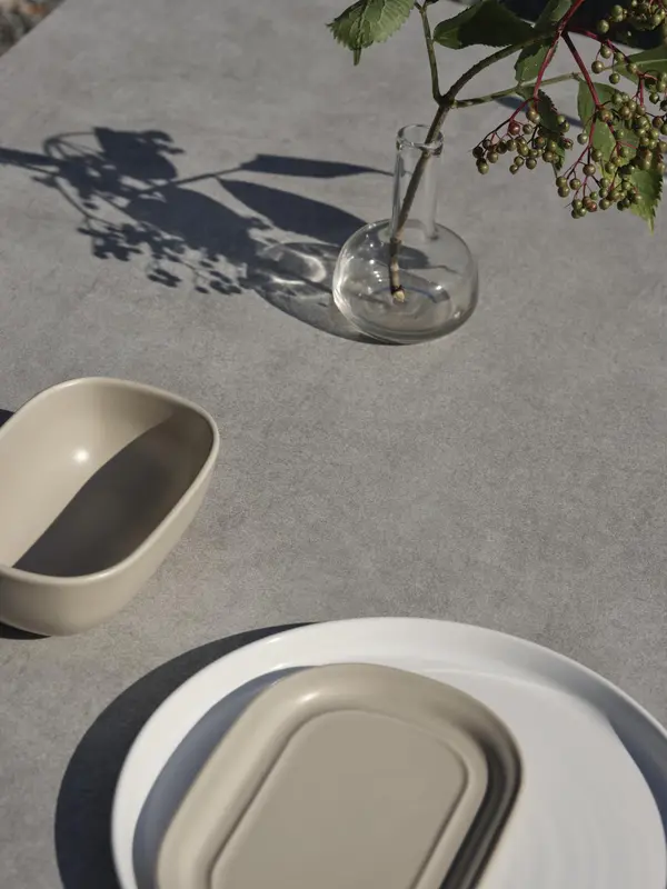 Laminat bordsskiva Grå, en produkt av hög kvalitet till bra pris från Ulfåsa möbler