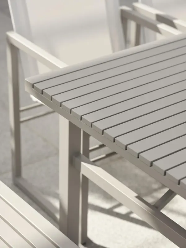 Vevi matbord Khaki, en produkt av hög kvalitet till bra pris från Ulfåsa möbler