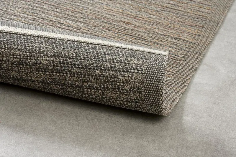 Briza matta Beige, en produkt av hög kvalitet till bra pris från Ulfåsa möbler