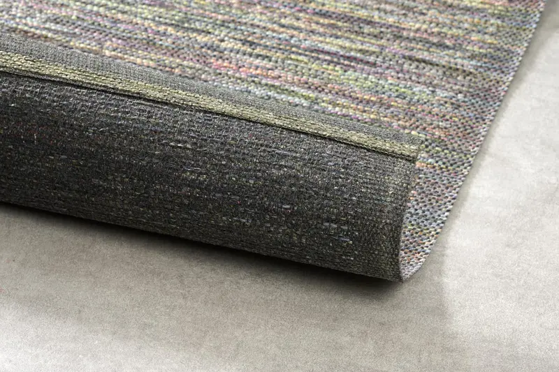 Briza matta Antracit, en produkt av hög kvalitet till bra pris från Ulfåsa möbler