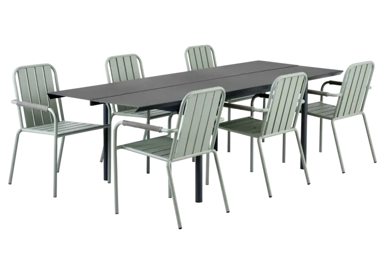 Innes karmstol Dusty Green, en produkt av hög kvalitet till bra pris från Ulfåsa möbler