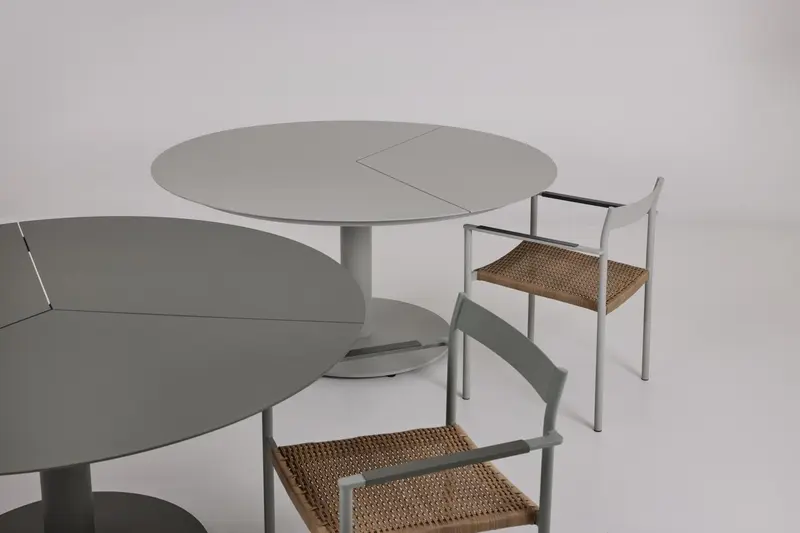 DK matstol Dusty Green/Natur, en produkt av hög kvalitet till bra pris från Ulfåsa möbler