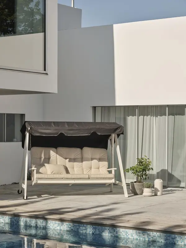 Iduna pos.stolsdyna Beige, en produkt av hög kvalitet till bra pris från Ulfåsa möbler